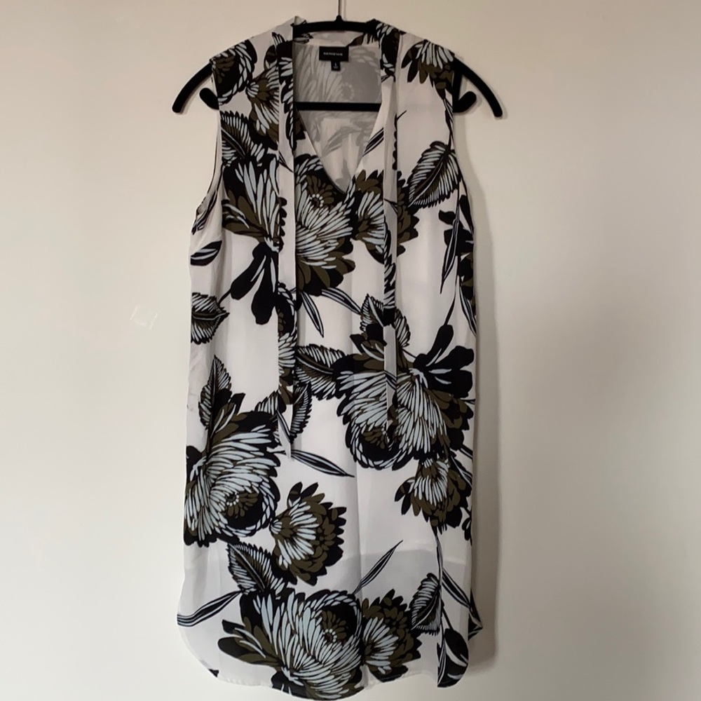 Who What Wear white floral dress
